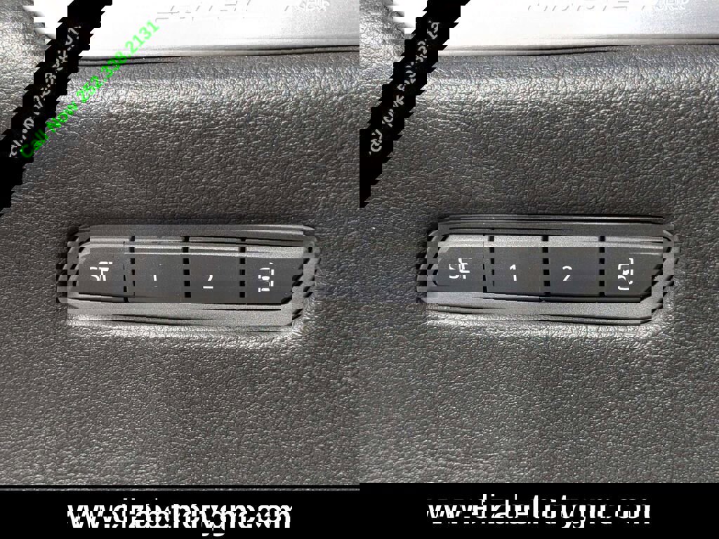 Used 2023 Cadillac XT5 Premium Luxury image 25