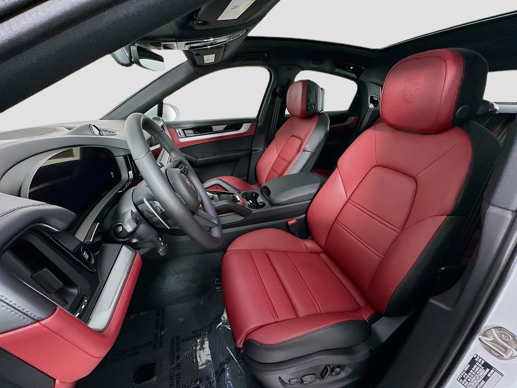 Used 2026 Porsche Cayenne Coupe image 5