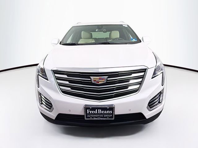 Used 2018 Cadillac XT5 Luxury w/ Driver Awareness Package AWD/4WD image 2