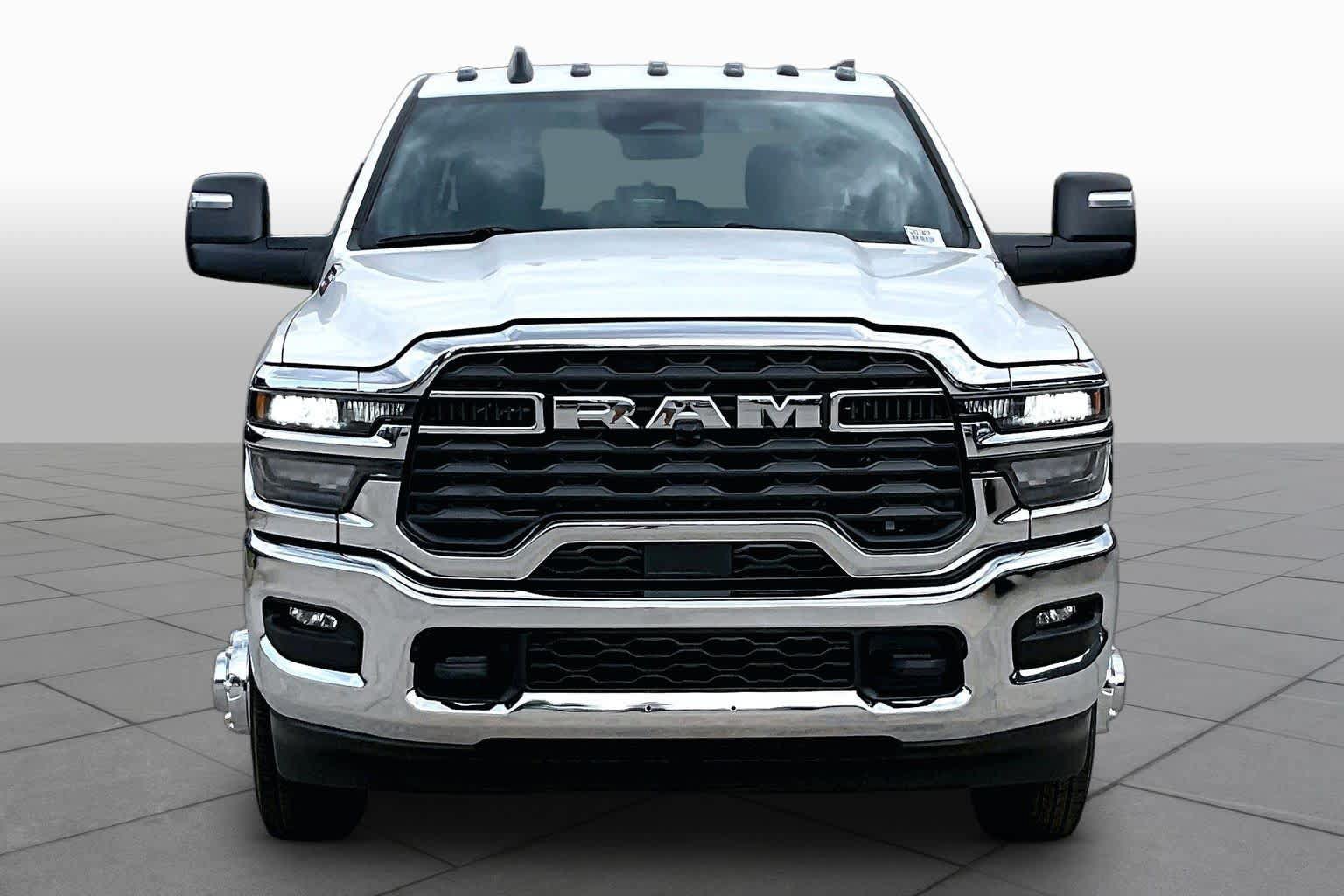 New 2026 RAM 3500 Tradesman w/ Chrome Appearance Group A AWD/4WD image 4