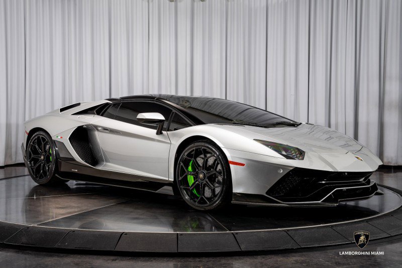 Used 2022 Lamborghini Aventador LP 780-4 Ultimae image 2