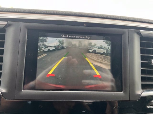 Used 2018 Chrysler Pacifica Touring-L w/ Tire & Wheel Group FWD image 20