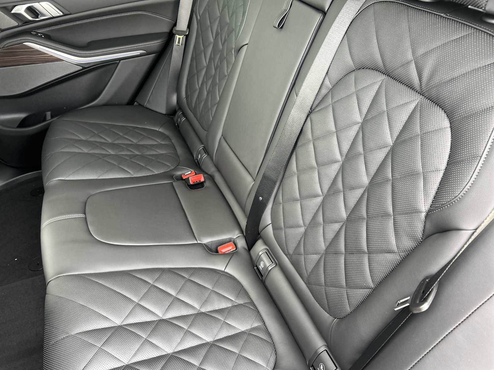 New 2026 BMW X5 xDrive40i w/ Executive Package image 15