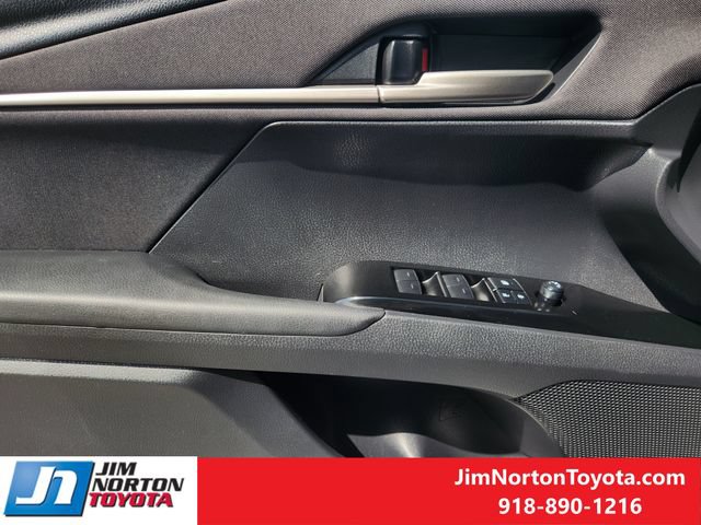 Used 2025 Toyota Camry LE FWD image 23