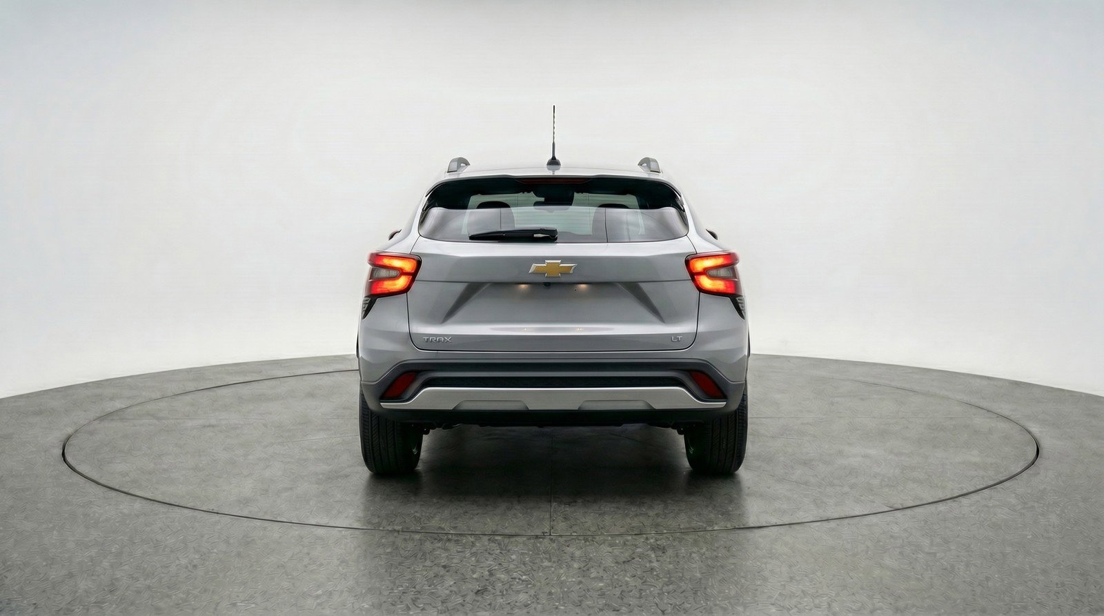 Used 2025 Chevrolet Trax LT w/ LT Convenience Package FWD image 7