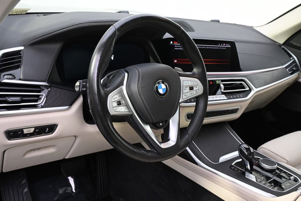 Used 2021 BMW X7 xDrive40i w/ Premium Package image 11