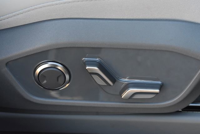 New 2026 Kia EV9 Wind image 14