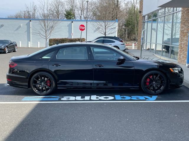 Used 2023 Audi S8 image 23
