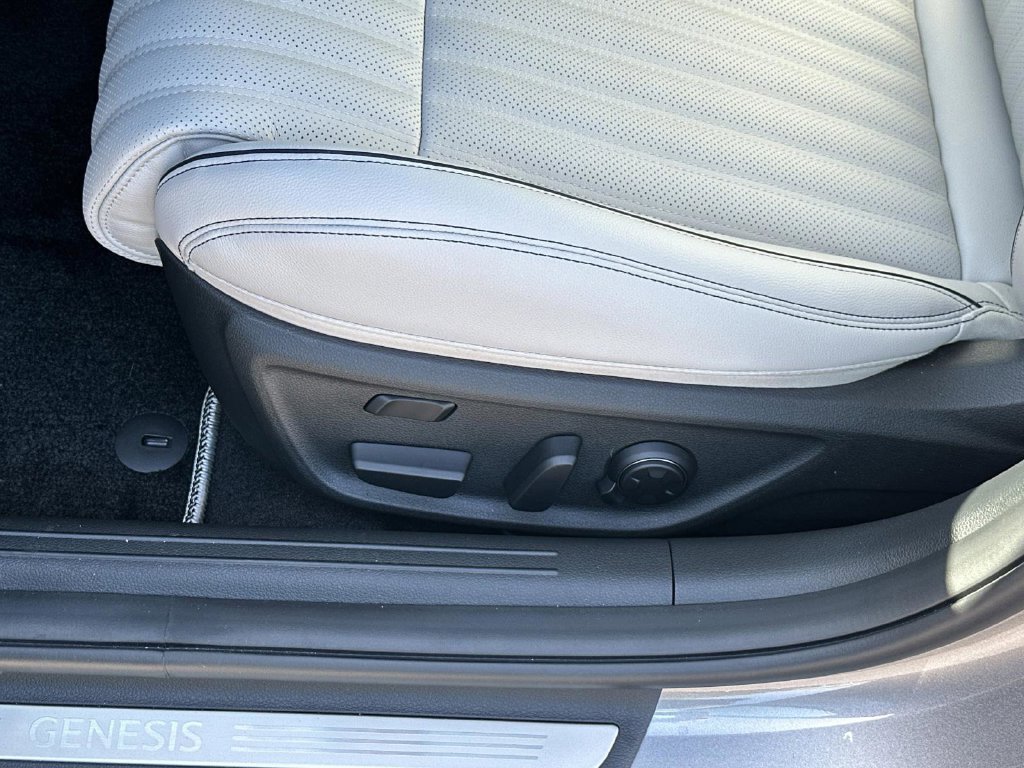 New 2026 Genesis G70 3.3T Sport Prestige RWD image 10