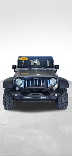 Used 2016 Jeep Wrangler Unlimited Willys image 10