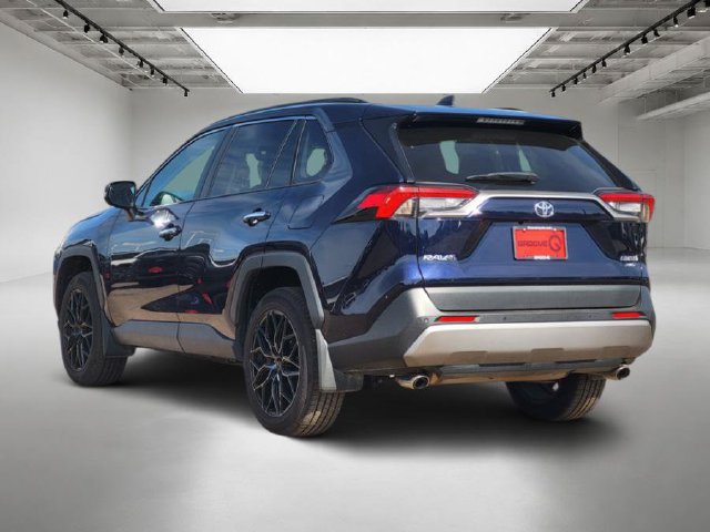 Used 2025 Toyota RAV4 Limited w/ Advanced Technology Package AWD/4WD image 3