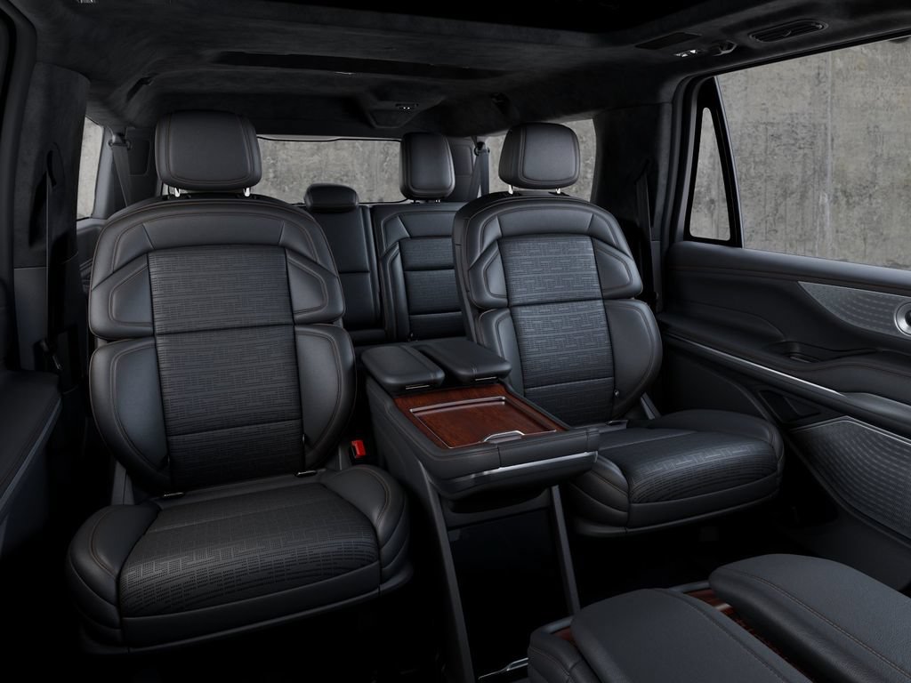 New 2027 Lincoln Navigator L Black Label AWD/4WD image 11