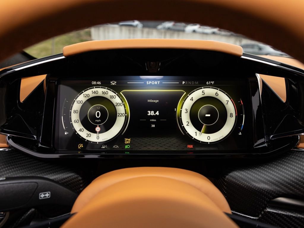 New 2026 Aston Martin V8 Vantage S image 30