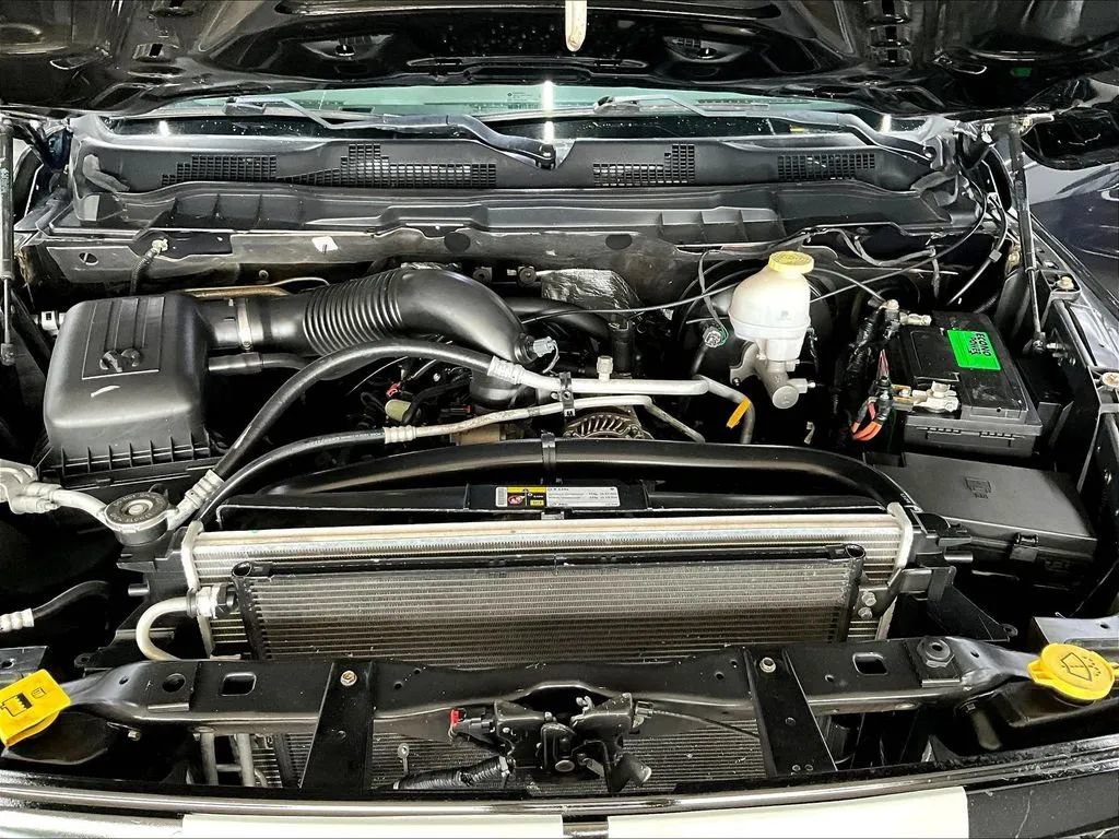 Used 2020 RAM 1500 Express w/ Express Value Package AWD/4WD image 29