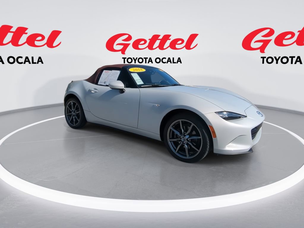 Used 2018 MAZDA MX-5 Miata Grand Touring image 2