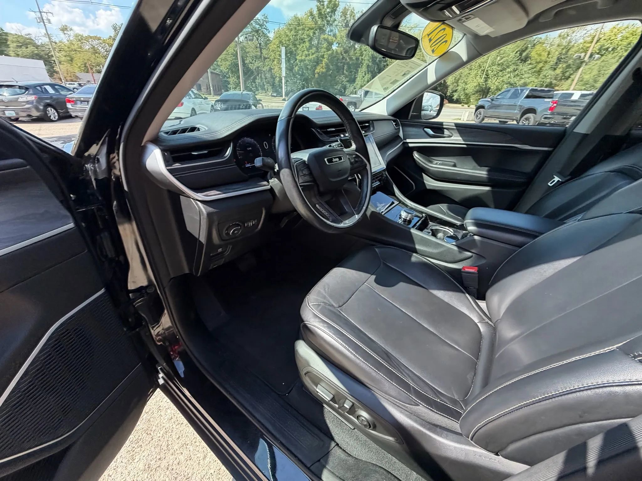 Used 2021 Jeep Grand Cherokee L Limited image 21