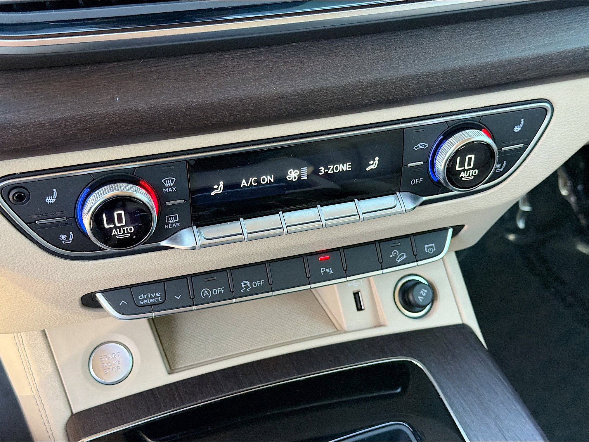 Used 2021 Audi Q5 Premium Plus w/ Premium Plus Package image 34