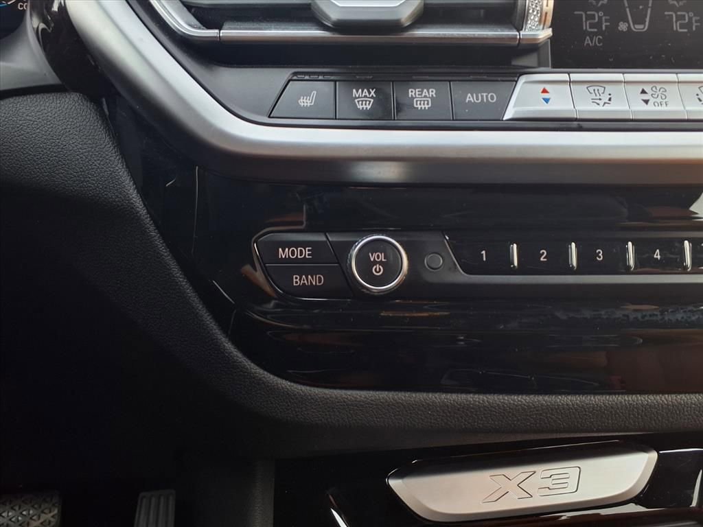 Used 2024 BMW X3 xDrive30i w/ Premium Package image 17