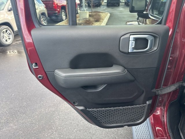 Used 2021 Jeep Gladiator Overland w/ Popular Equipment Package image 15