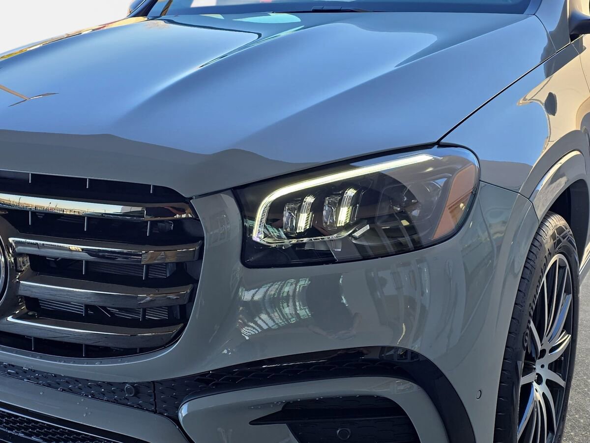 New 2026 Mercedes-Benz GLS 450 4MATIC image 30