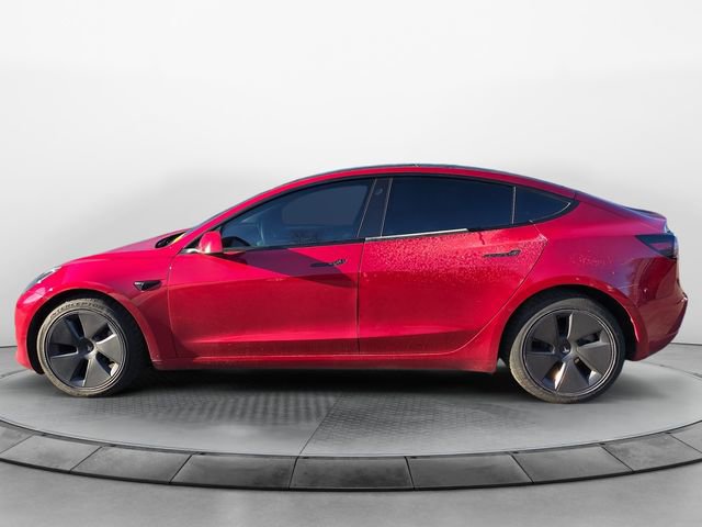 Used 2023 Tesla Model 3 Standard Range image 2