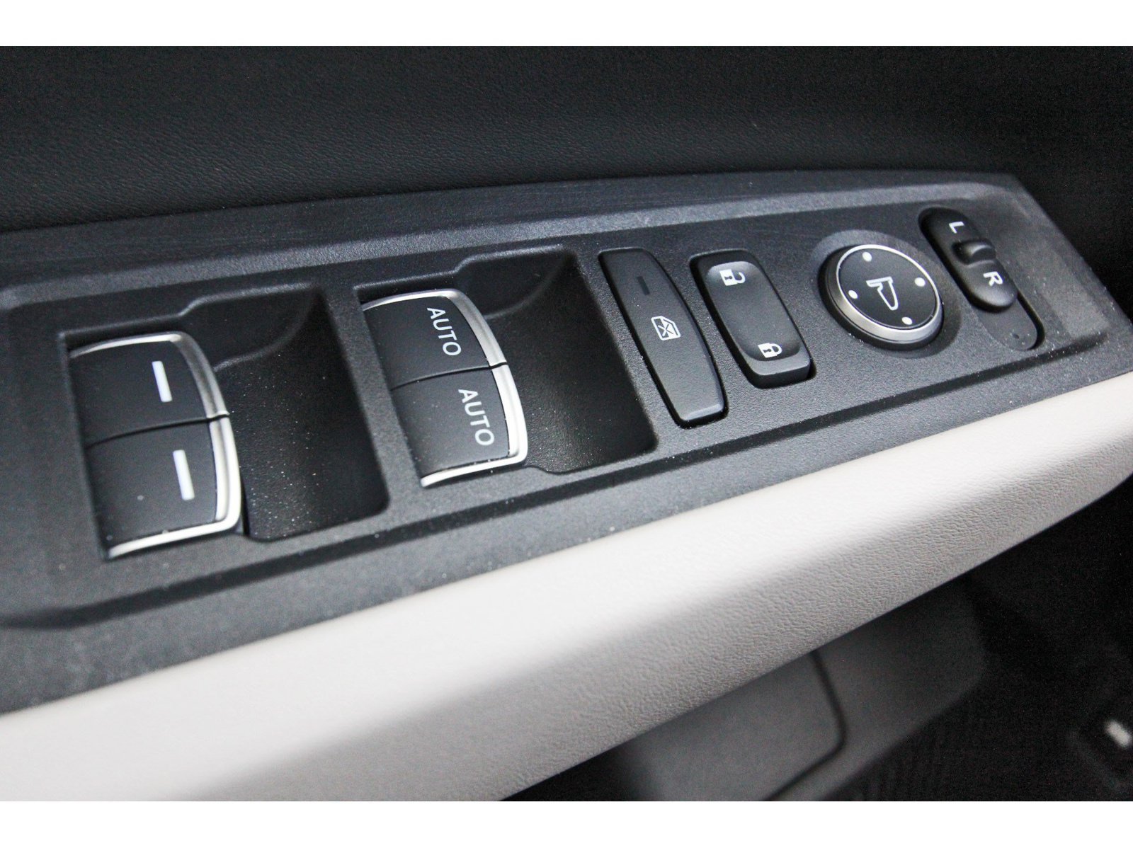 Used 2024 Honda Accord EX-L image 22