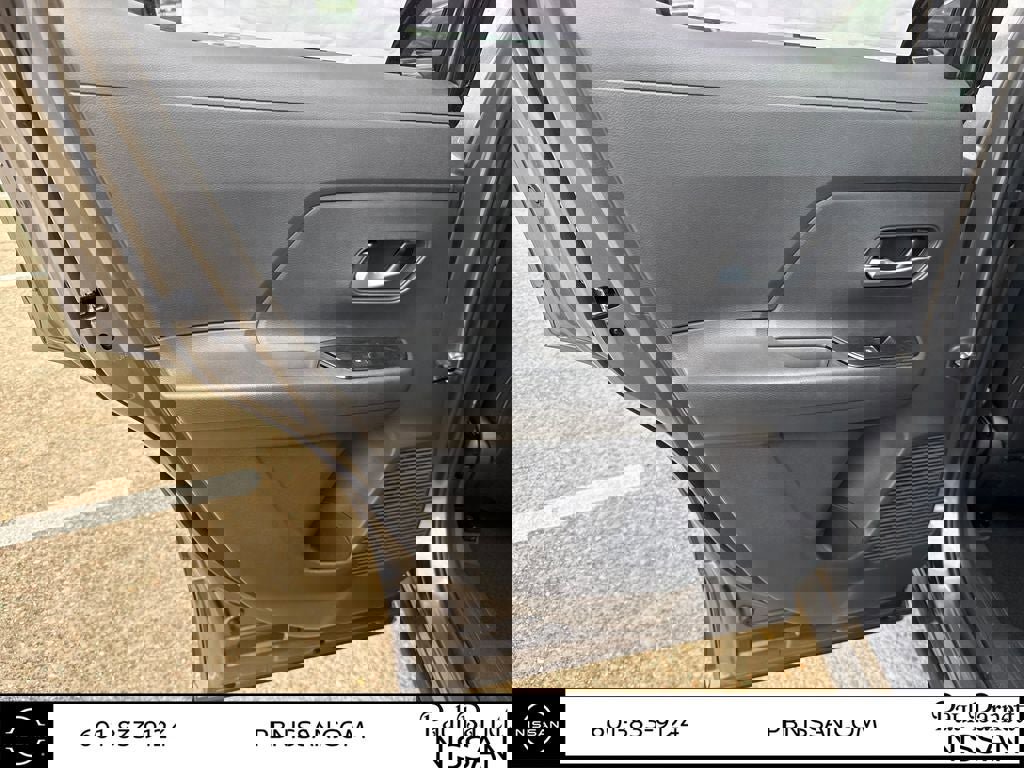 New 2026 Nissan Kicks SR image 26