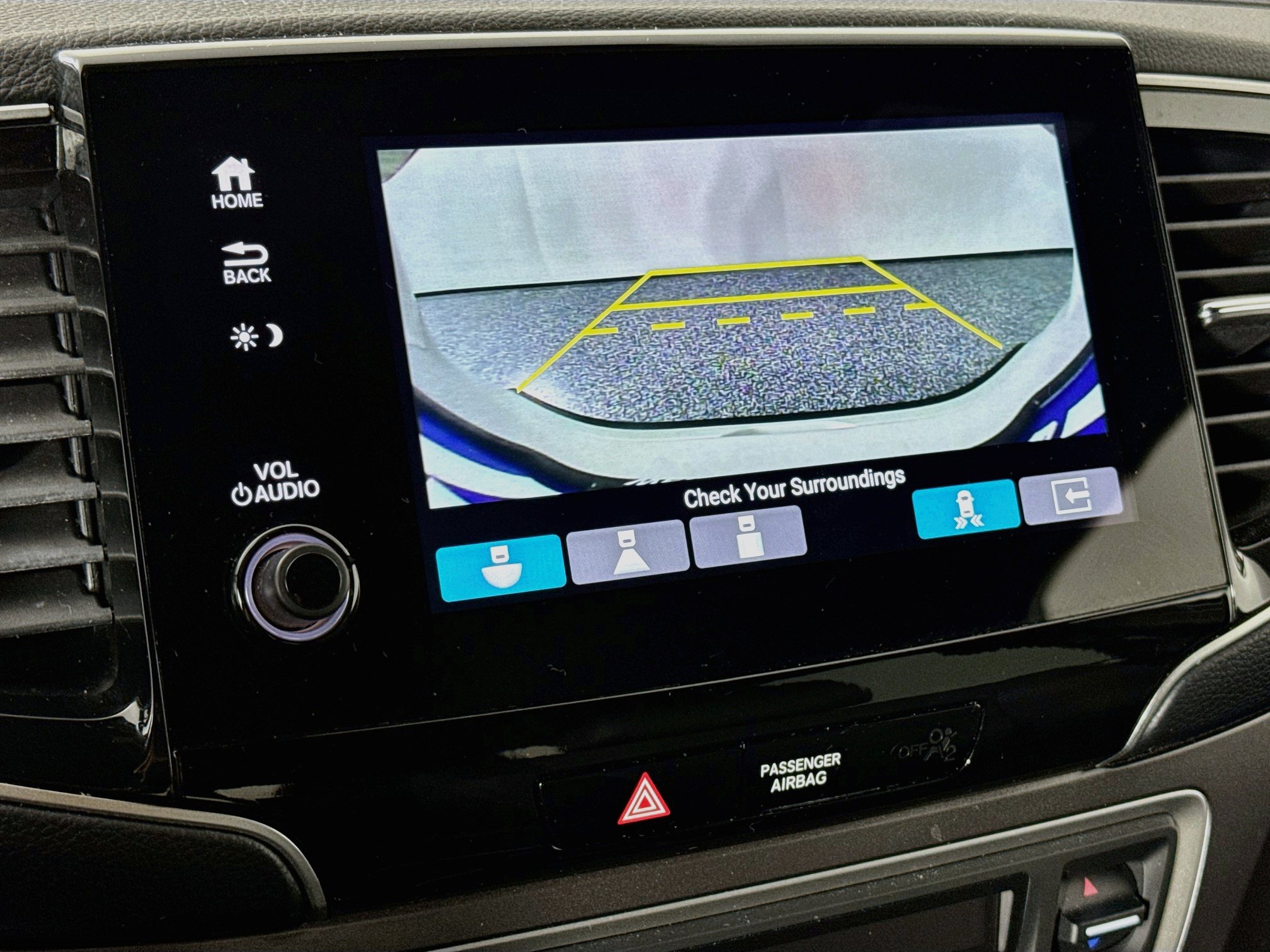 Certified 2025 Honda Passport EX-L image 13