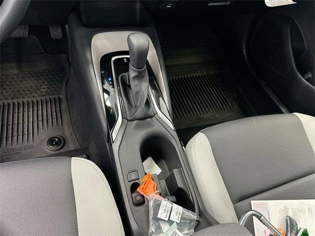 Used 2025 Toyota Corolla LE w/ Convenience Package image 20