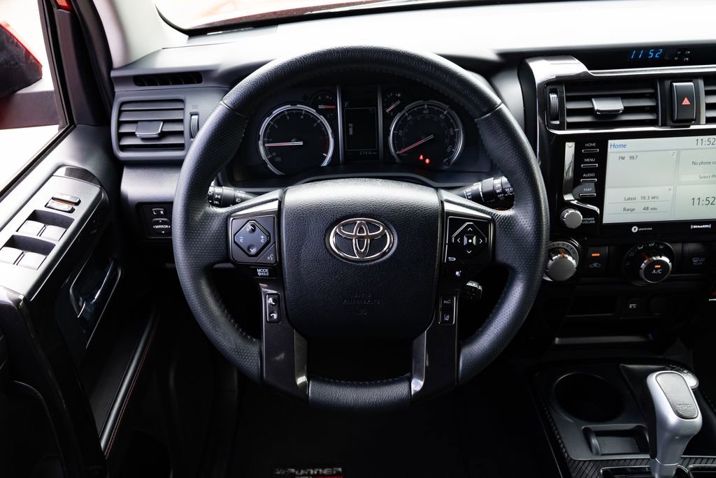 Used 2022 Toyota 4Runner TRD Off-Road AWD/4WD image 11