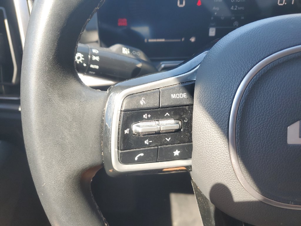 Used 2025 Kia Sorento S AWD/4WD image 20