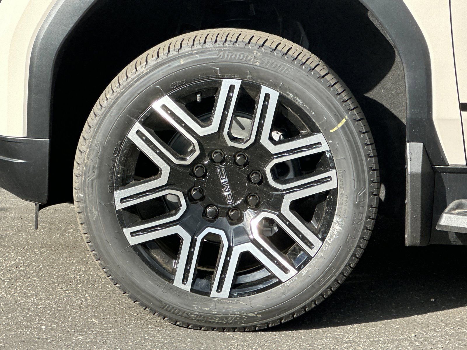 New 2026 GMC Sierra EV Elevation image 24