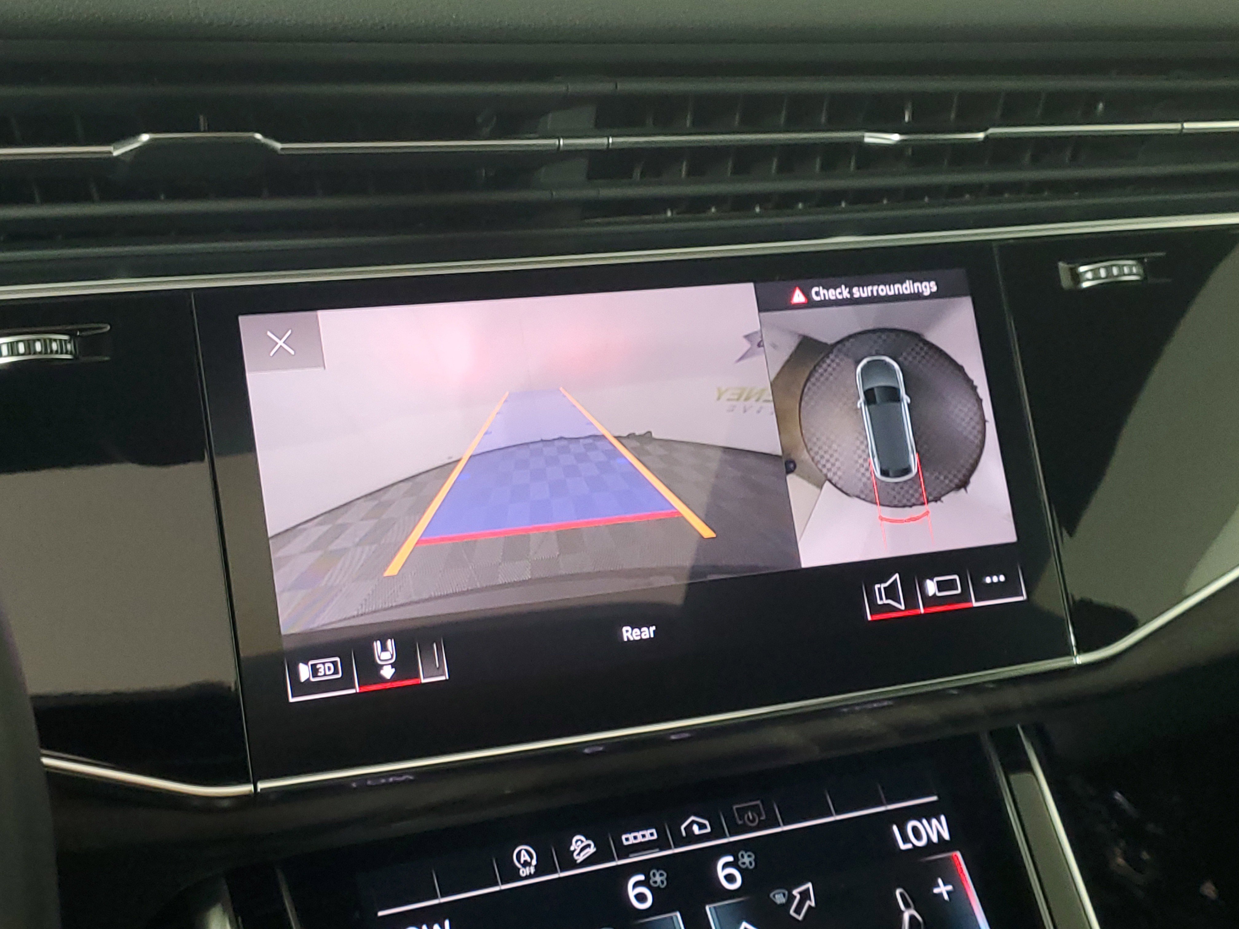 Used 2021 Audi Q8 Premium Plus image 19