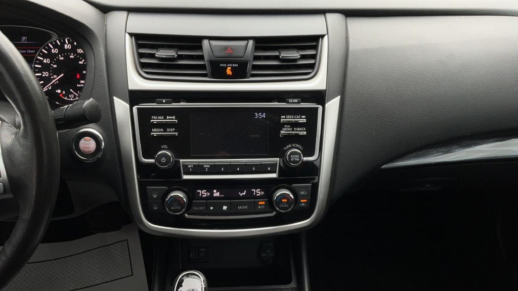 Used 2018 Nissan Altima 2.5 SL FWD image 20