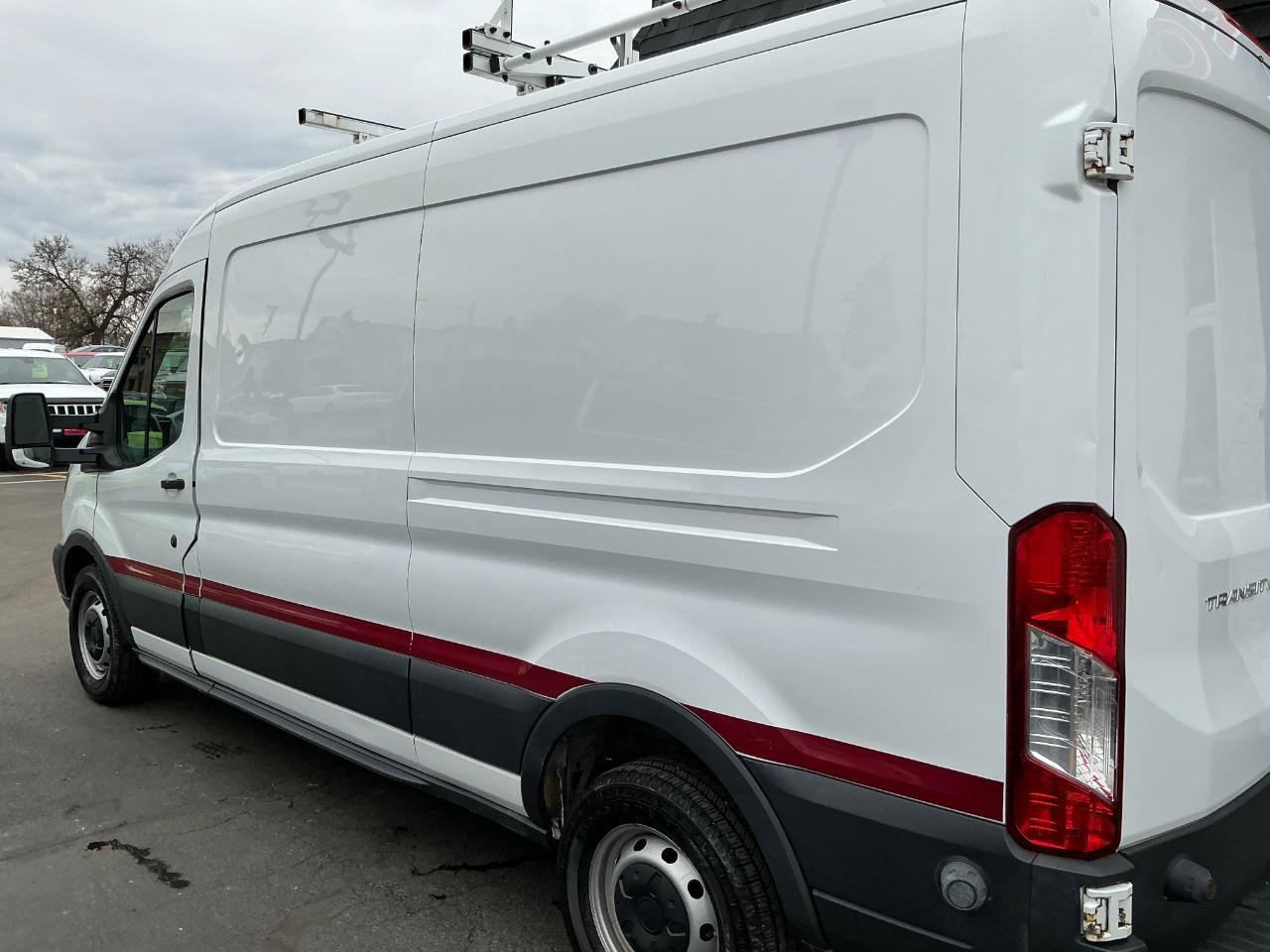 Used 2015 Ford Transit 350 148 Medium Roof image 26
