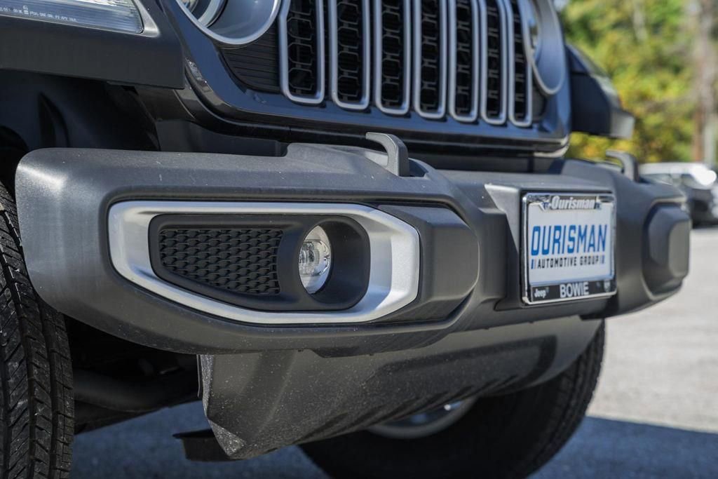 New 2025 Jeep Wrangler Sahara w/ Technology Group image 10