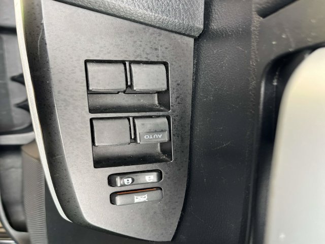 Used 2017 Toyota Tundra SR5 w/ SR5 Upgrade Package AWD/4WD image 10