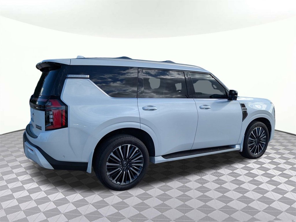 Used 2025 Nissan Armada Platinum Reserve image 3