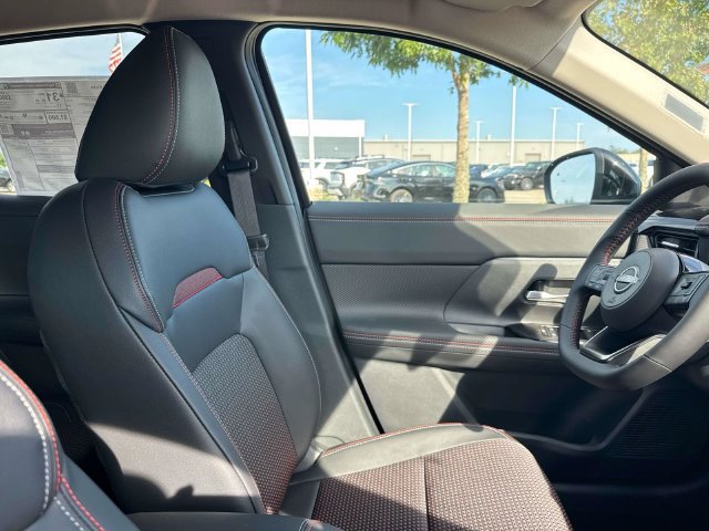 New 2027 Nissan Kicks SR FWD image 13