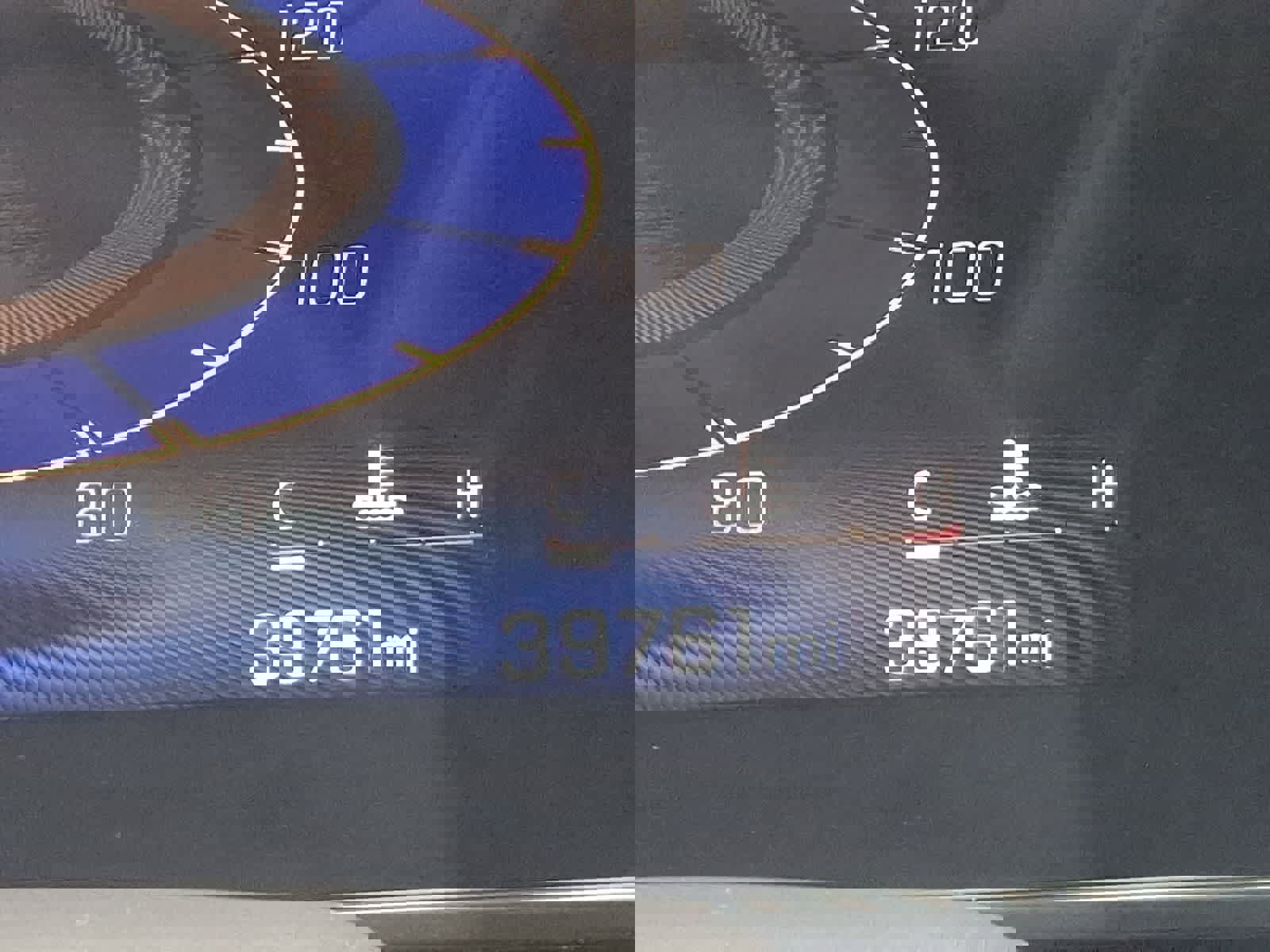 Used 2024 Chevrolet Trax RS w/ Sunroof Package image 21