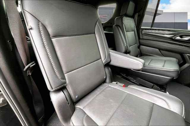 Used 2024 GMC Yukon XL Denali AWD/4WD image 28