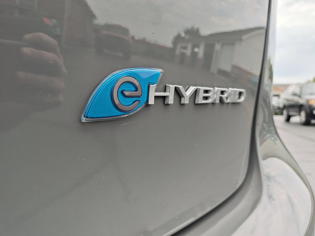 Used 2023 Chrysler Pacifica Touring-L FWD image 27
