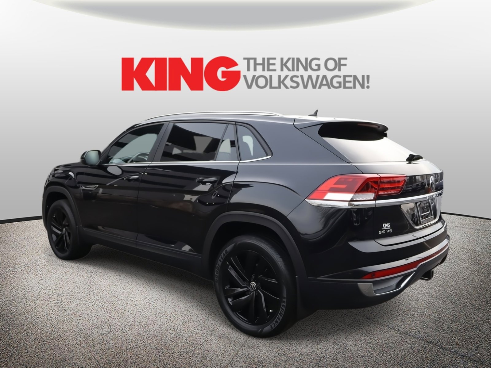 Certified 2023 Volkswagen Atlas Cross Sport SE w/ Black Wheel Package image 6