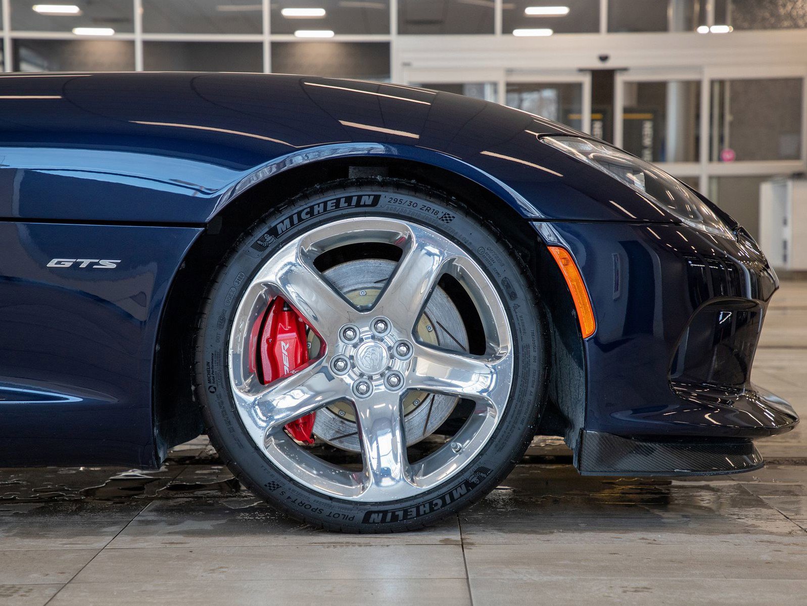 Used 2014 SRT Viper GTS w/ Advanced Aerodynamics Package image 4