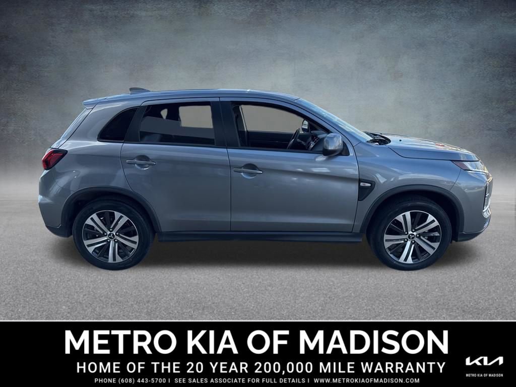 Used 2025 Mitsubishi Outlander Sport ES image 6