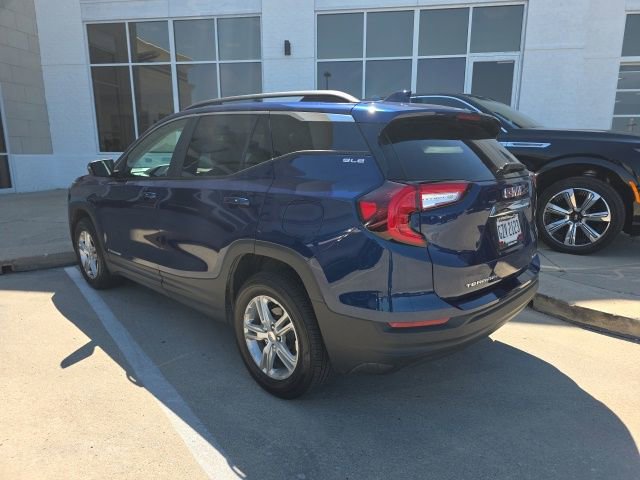 Used 2023 GMC Terrain SLE w/ Driver Convenience Package AWD/4WD image 5