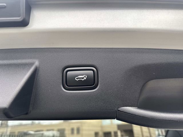 Certified 2022 Hyundai Tucson Limited image 8