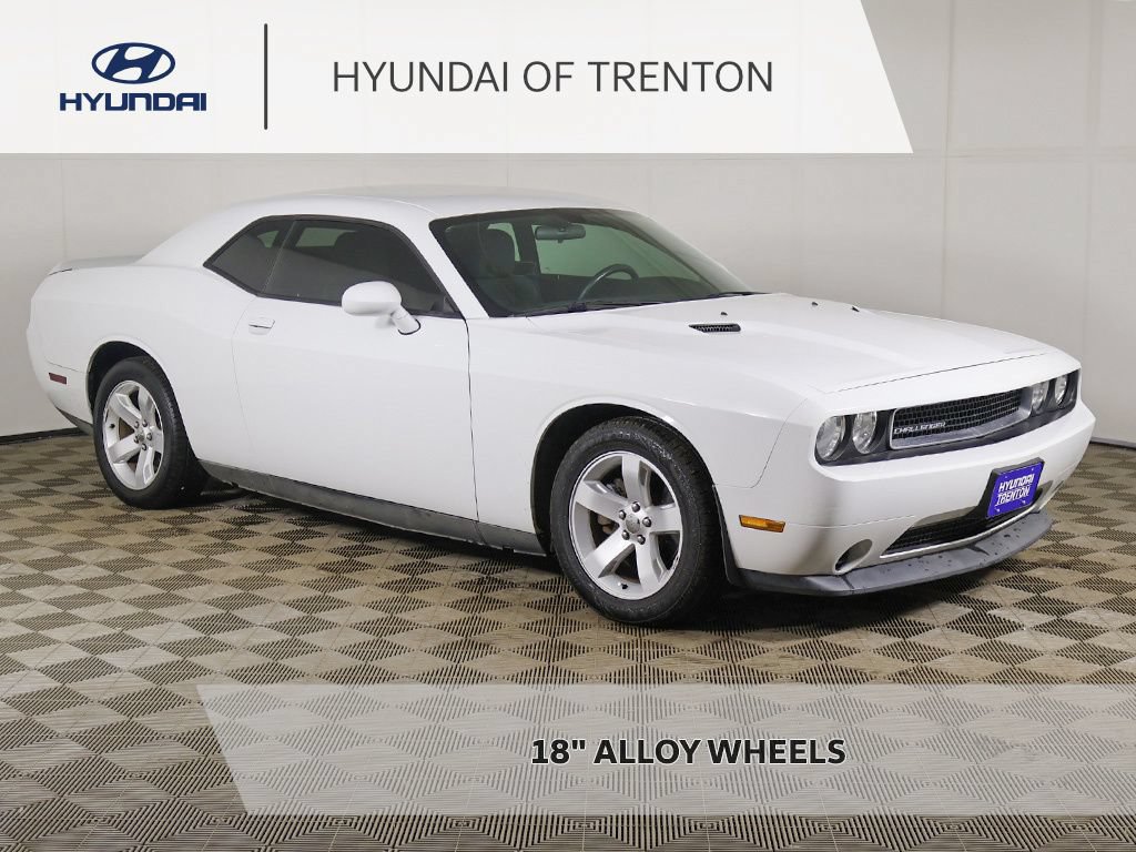 Used 2012 Dodge Challenger SXT