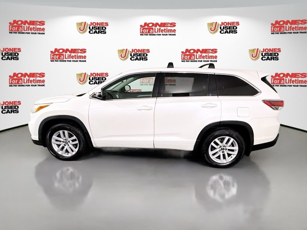 Used 2016 Toyota Highlander LE image 12