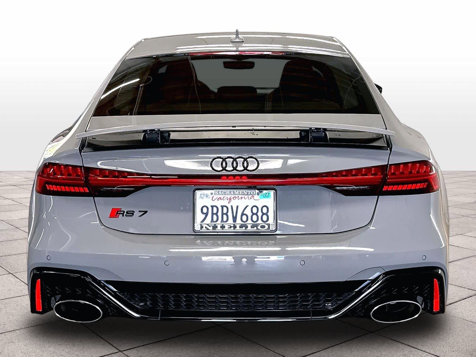 Used 2022 Audi RS 7 Sportback w/ Black Optic Package AWD/4WD image 7